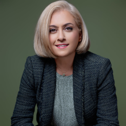 The Hidden Cost of Toxic Resilience: Breaking Free from Burnout with Cathy Rashidian — 2025